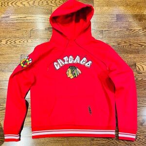 Brand New Ladies Chicago Blackhawks Hoodie